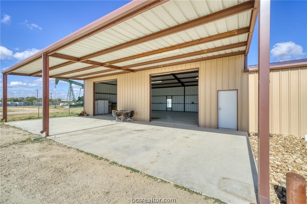 3813 Endeavor Property Photo 21