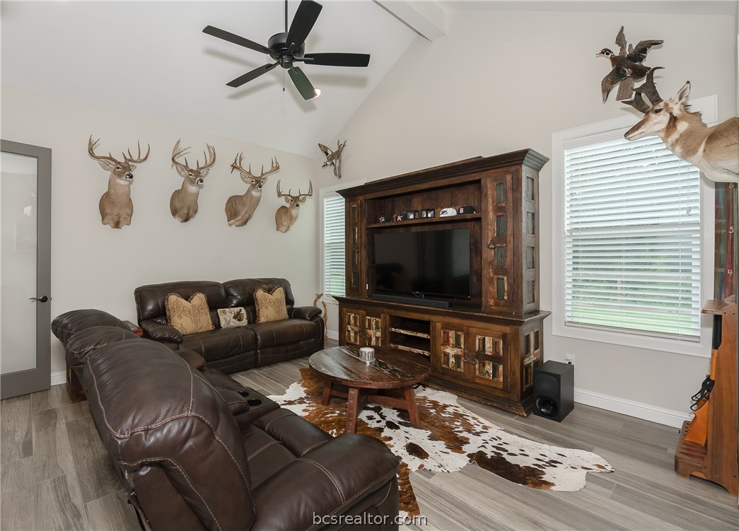 5444 Legend Oaks Court Property Photo 18