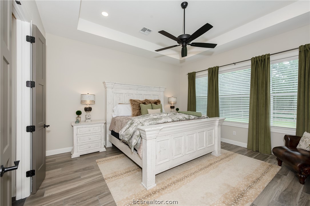 5444 Legend Oaks Court Property Photo 25