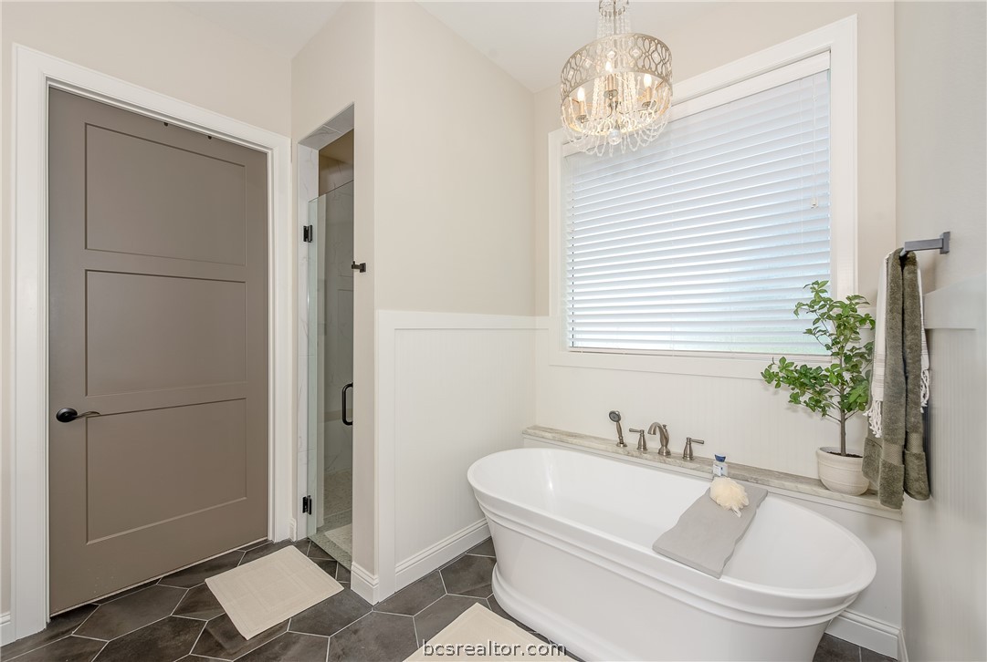 5444 Legend Oaks Court Property Photo 27