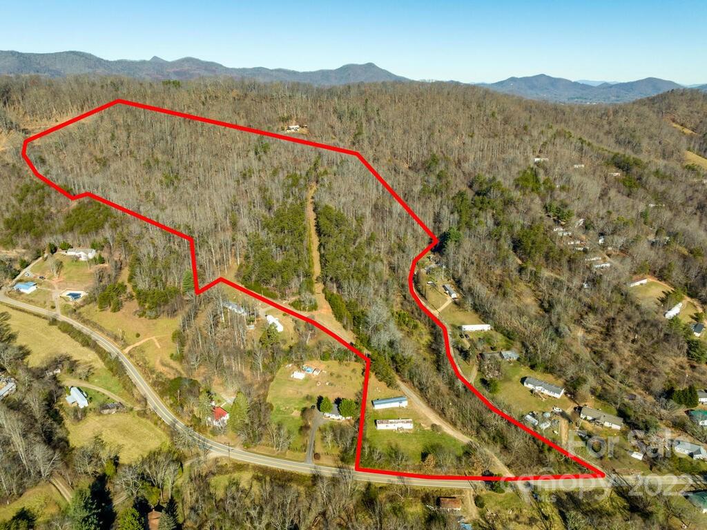 6 Tylers Run 12 Property Photo 1