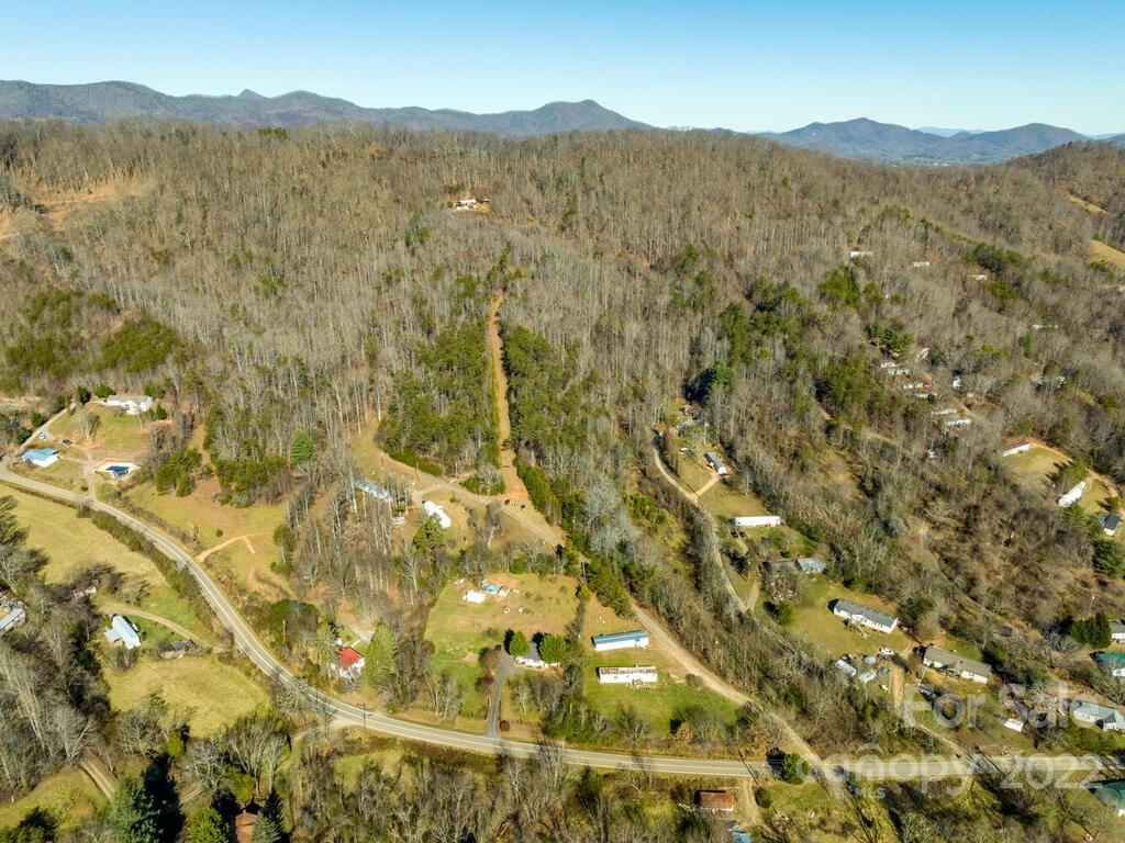 6 Tylers Run 12 Property Photo 2