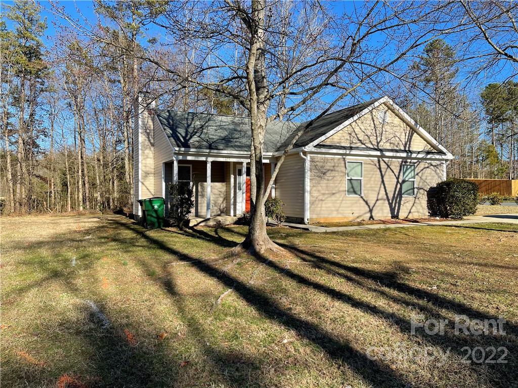 7315 Heronwood Lane Property Photo 1