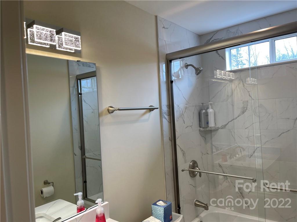 7315 Heronwood Lane Property Photo 11