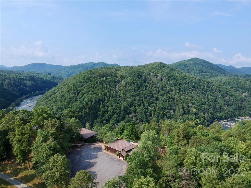 921 Wild River Run 33 Property Photo 3