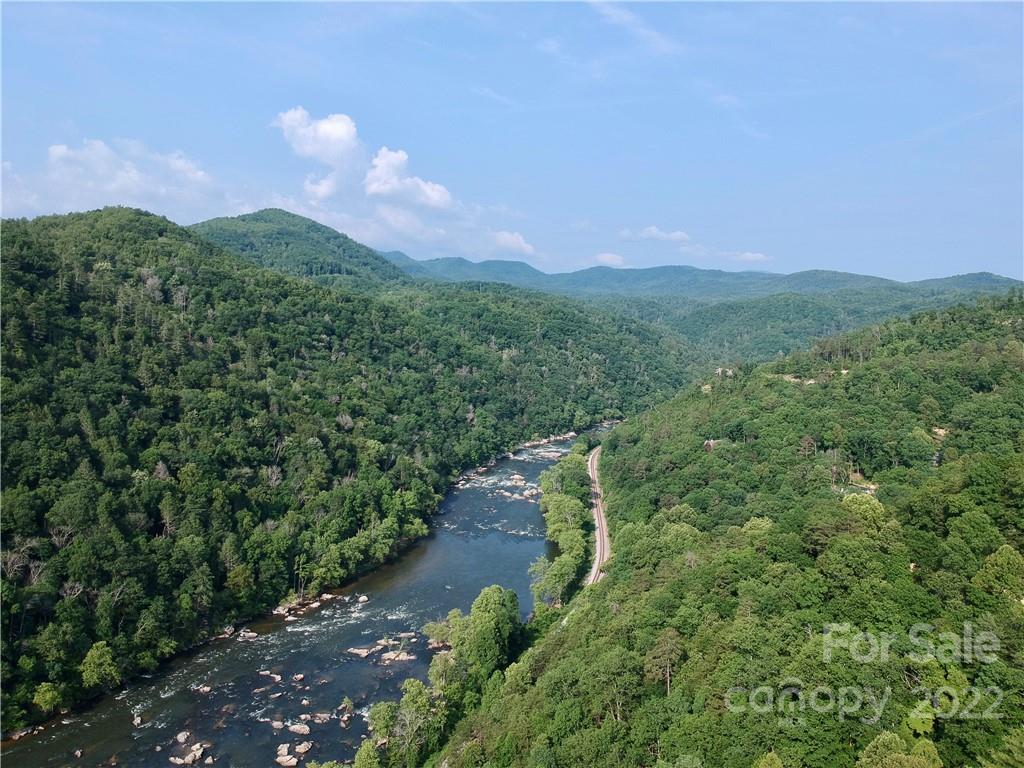 921 Wild River Run 33 Property Photo 6