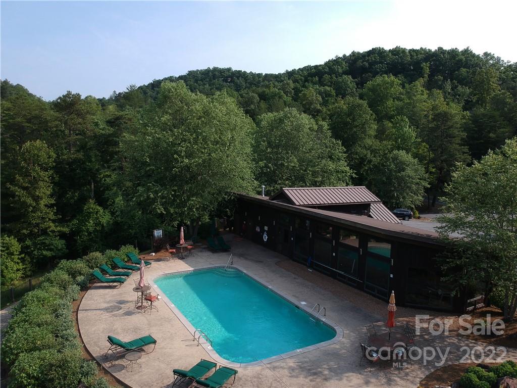 921 Wild River Run 33 Property Photo 8