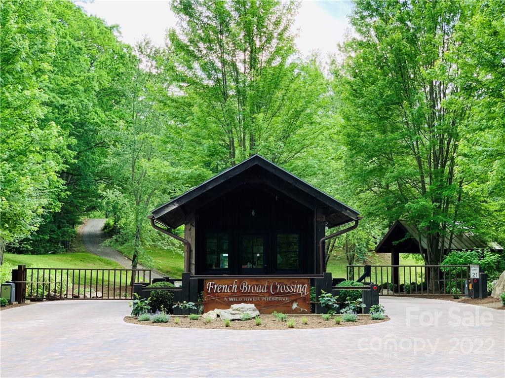 921 Wild River Run 33 Property Photo 30