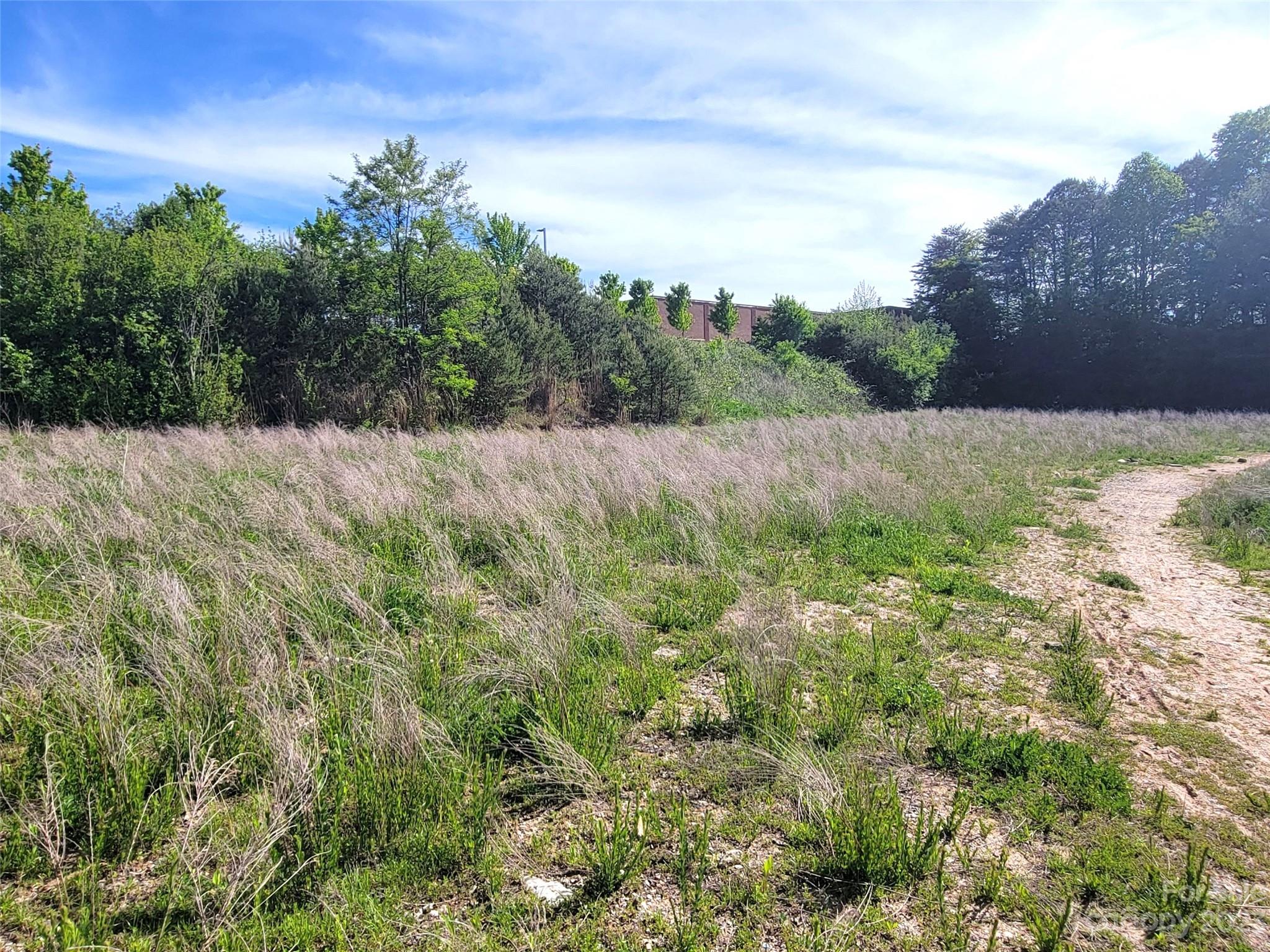 99999 Airport Road Property Photo 1
