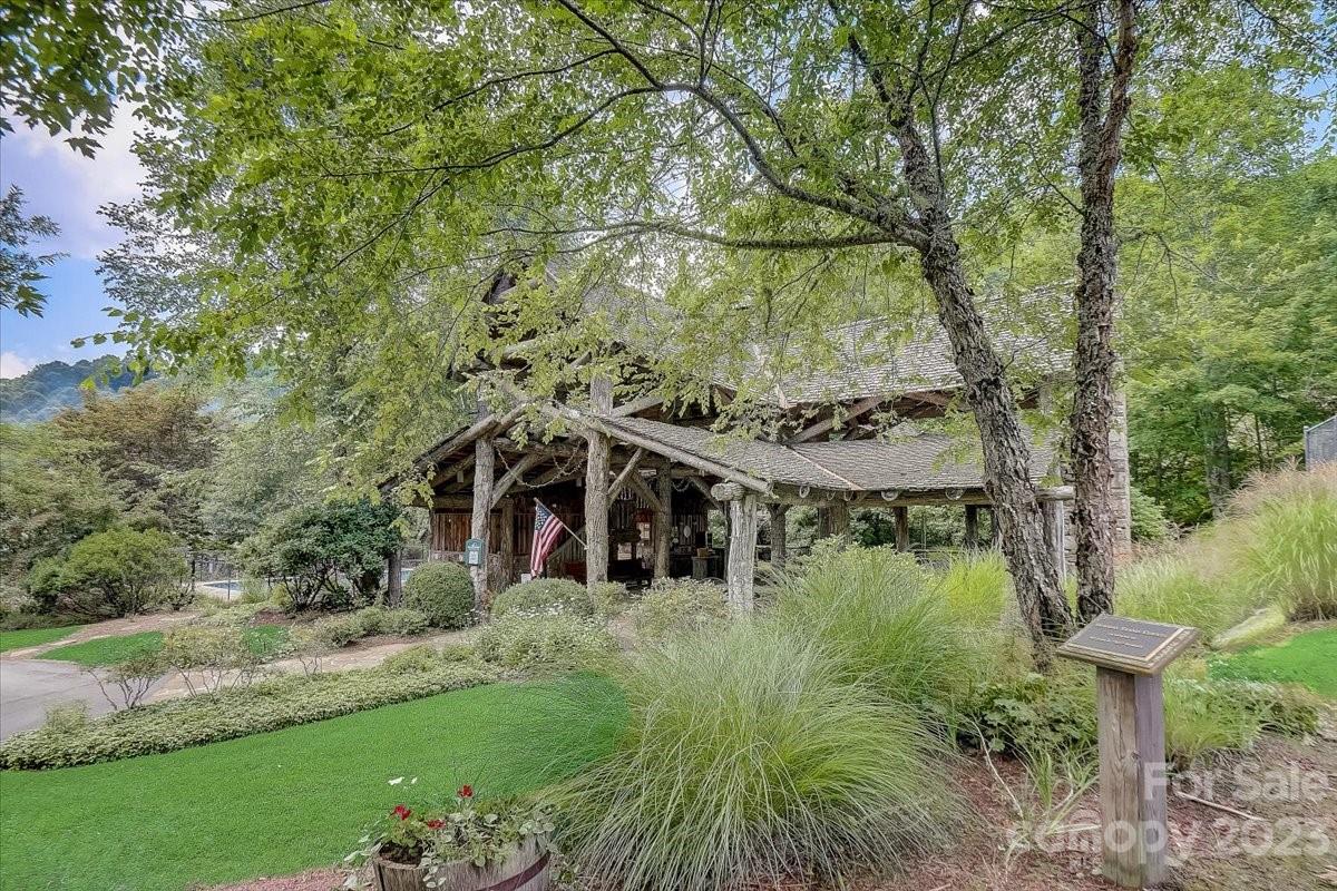 15 Chestnut Village Lane #15 Property Photo 11