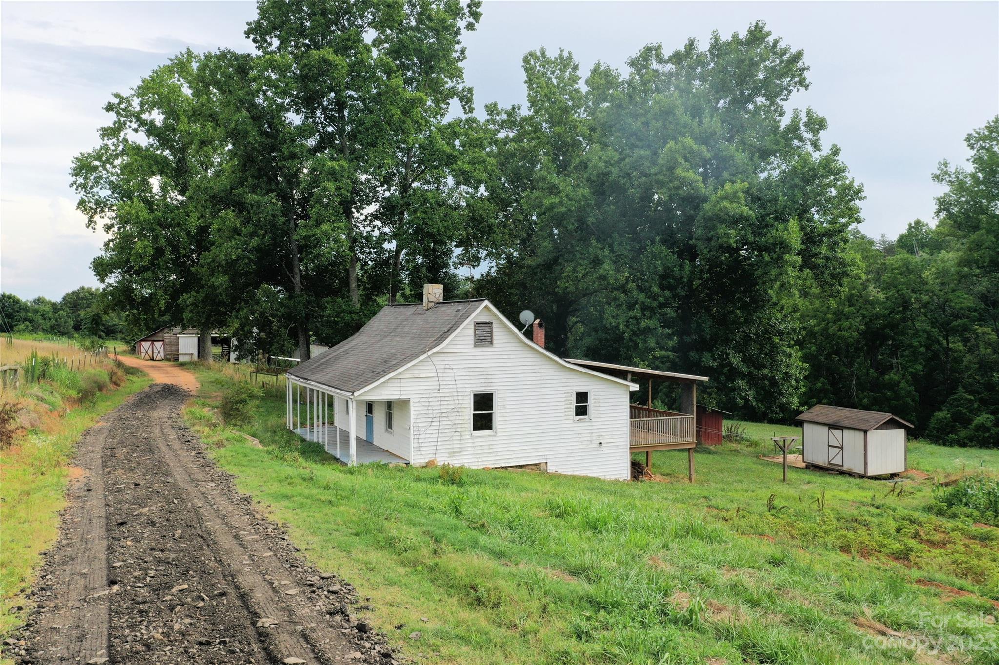 244 Poverty Creek Farm Drive Property Photo