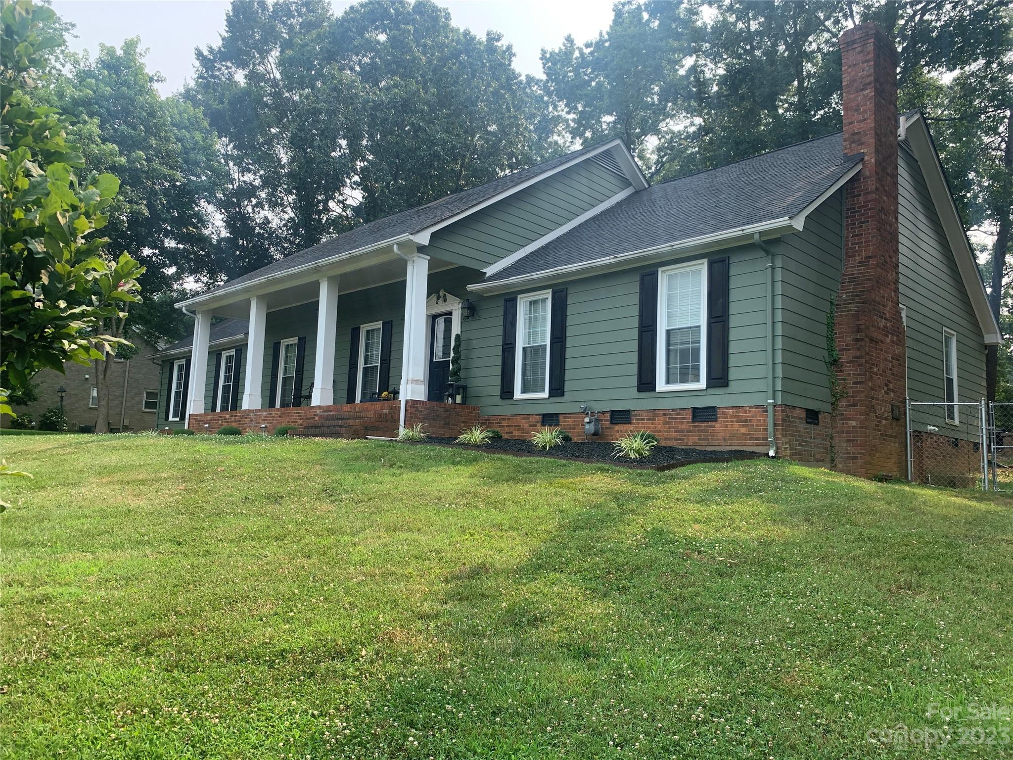 North Carolina Real Estate Listings Main Image