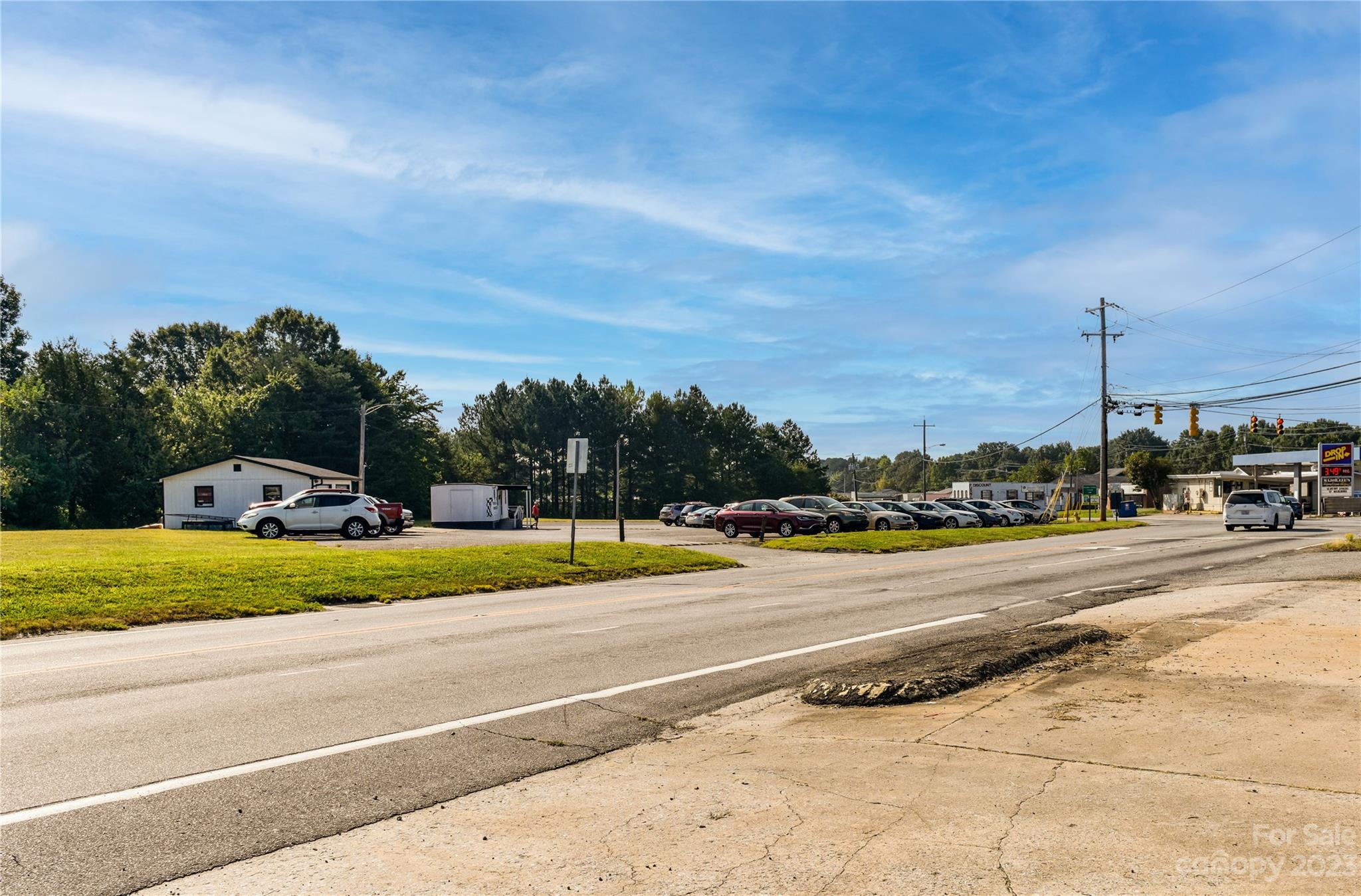 99999 Main Street Property Photo 4