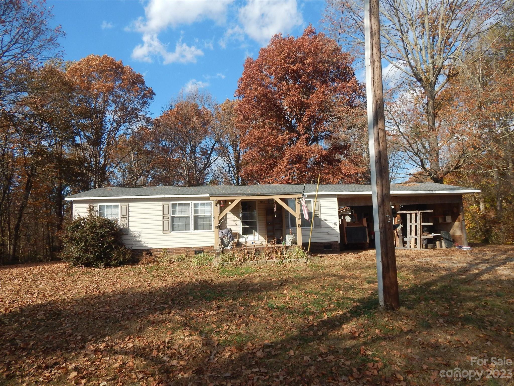 1643 Hill River Road Property Photo