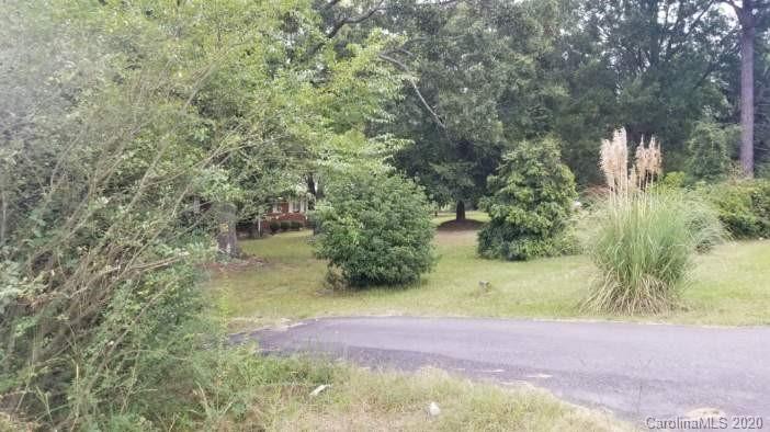 5987 Charlotte Highway Property Photo 6