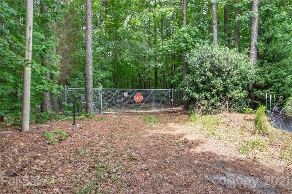204 Bluefield Road Property Photo