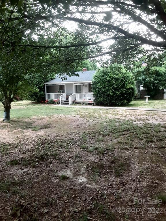 16001 Idlewild Road Property Photo