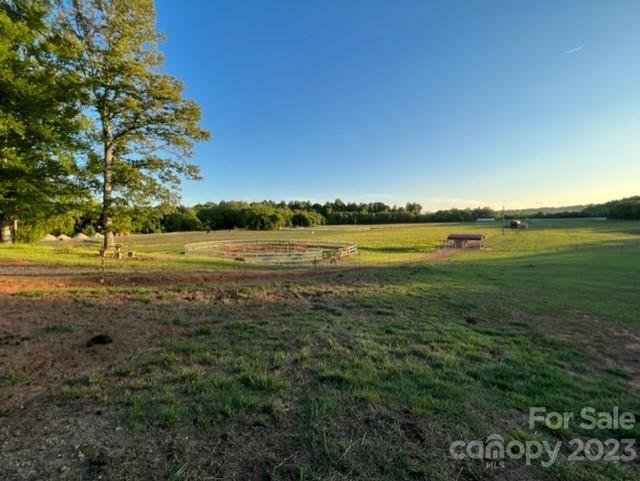 4338 Calico Road Property Photo 10