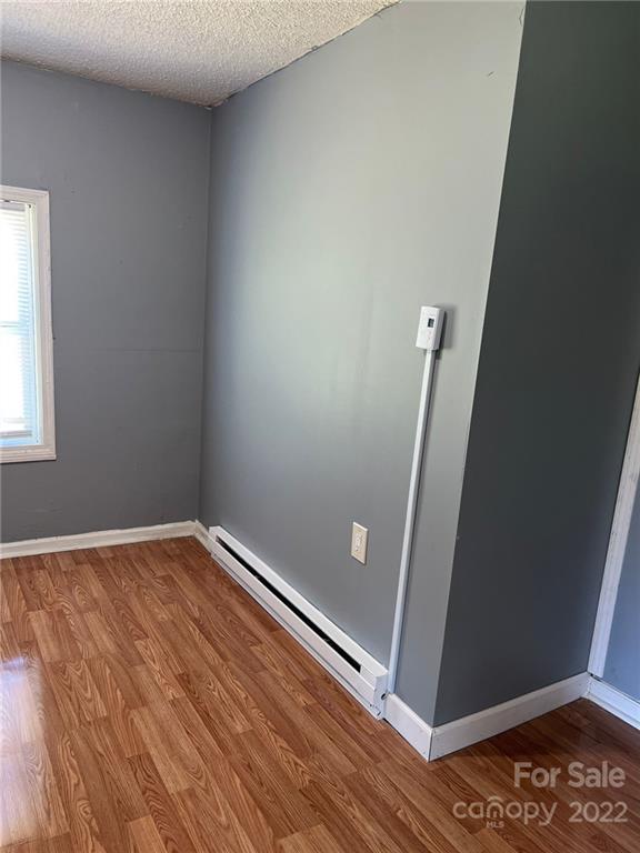 450 Davis Street Property Photo 12