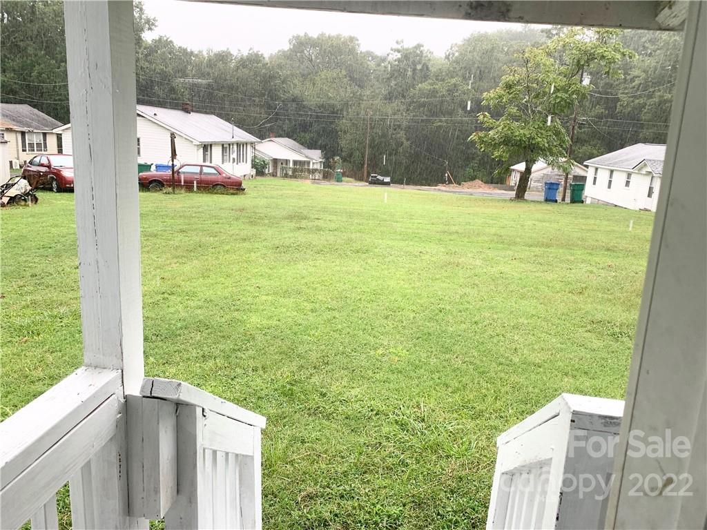 450 Davis Street Property Photo 20