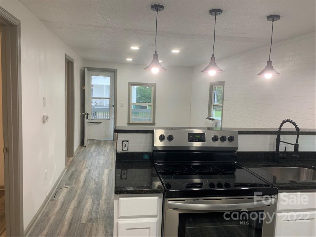 450 Davis Street Property Photo 21