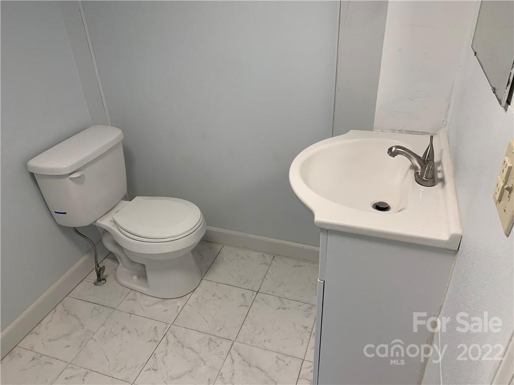 450 Davis Street Property Photo 36