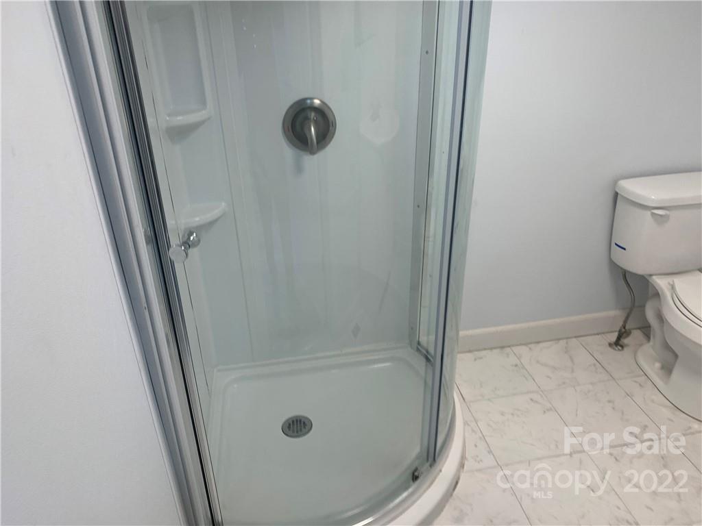 450 Davis Street Property Photo 37