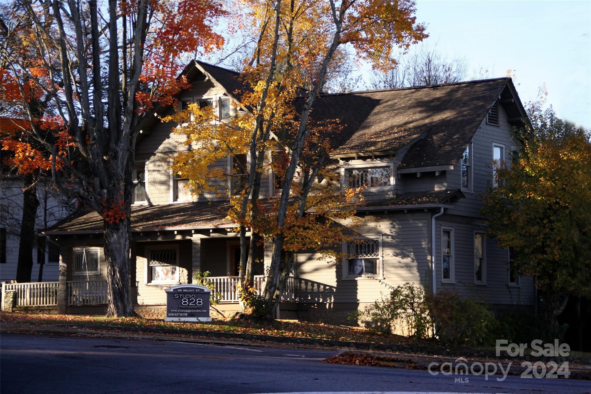 99 Walnut Street Property Photo