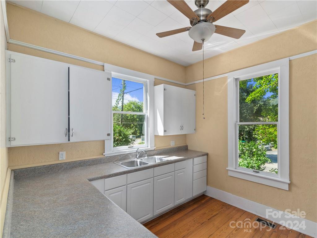 99 Walnut Street Property Photo 17