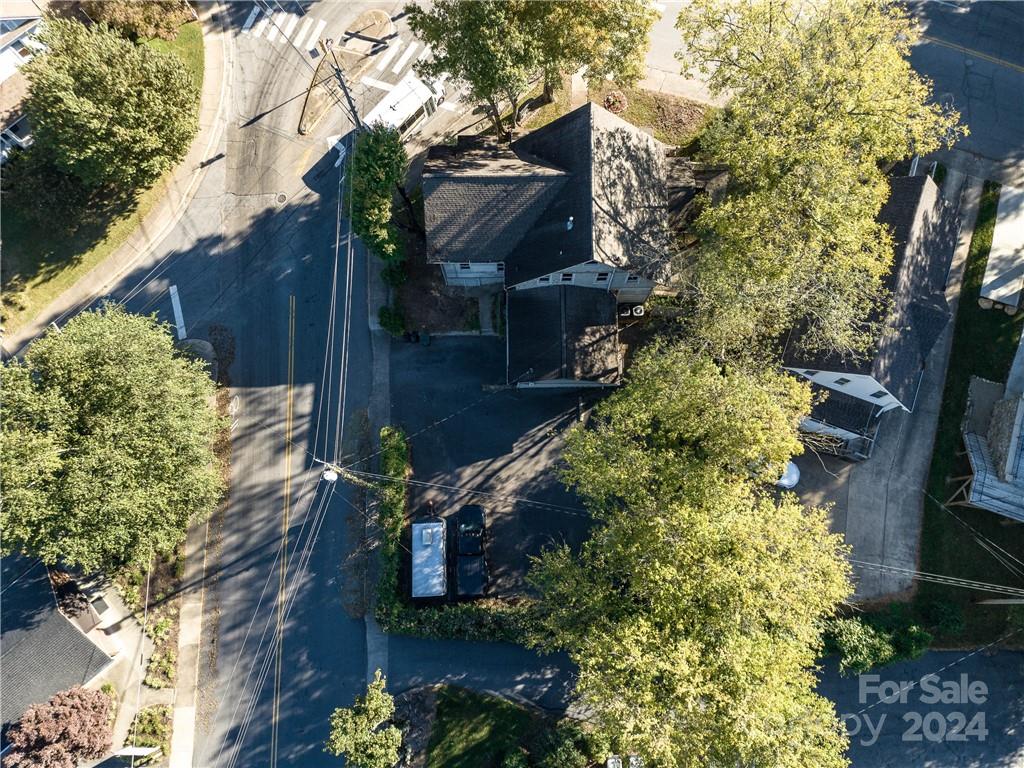 99 Walnut Street Property Photo 29