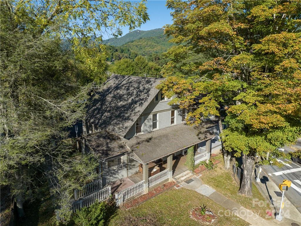 99 Walnut Street Property Photo 34