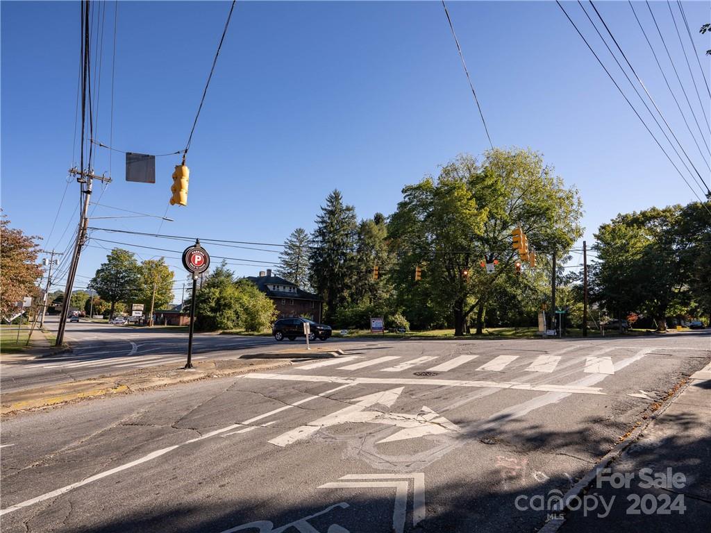 99 Walnut Street Property Photo 43