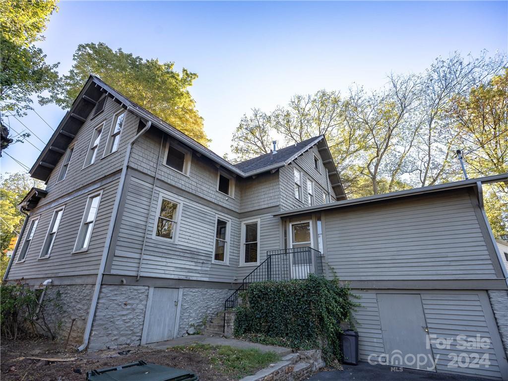 99 Walnut Street Property Photo 45