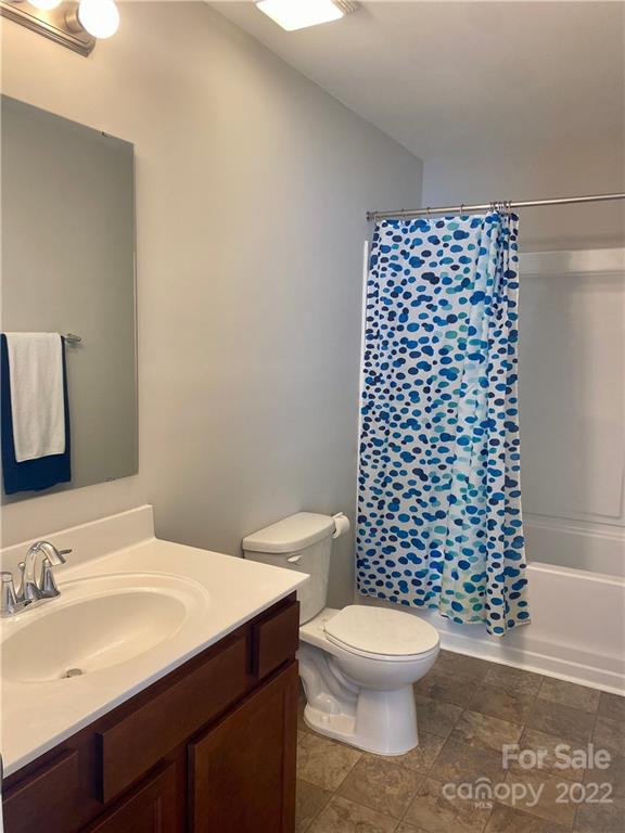 527 Smokehouse Lane Property Photo 17