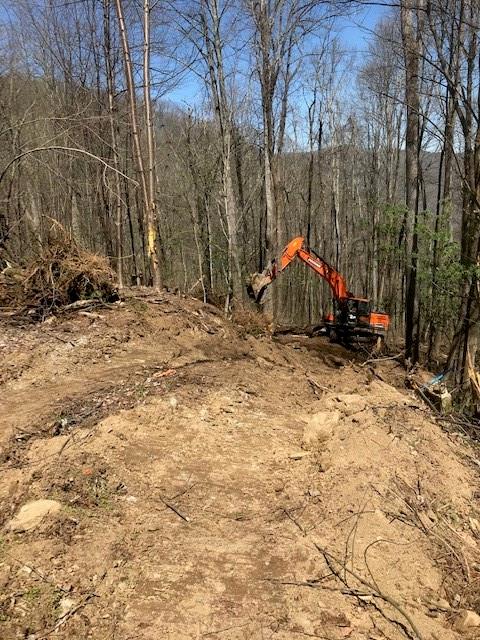 976 Slippery Rock Road Property Photo 4