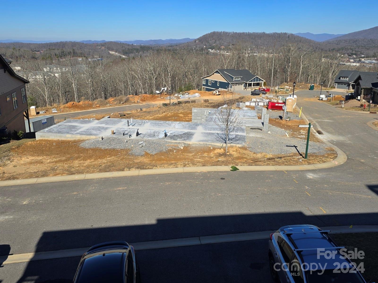 178 Waightstill Drive Property Photo 2