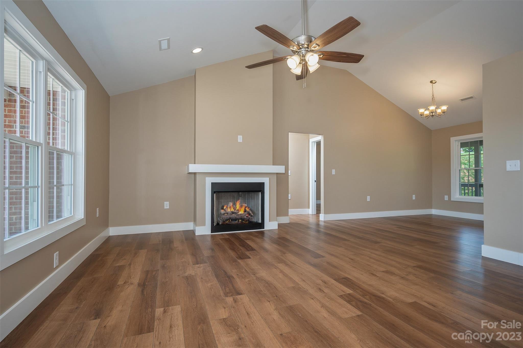 115 Kingston Place Property Photo 6