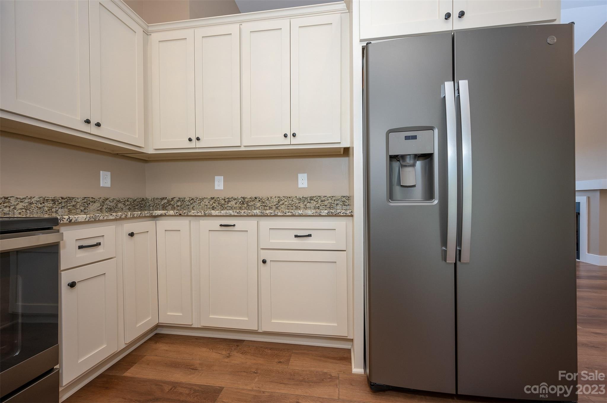 115 Kingston Place Property Photo 12