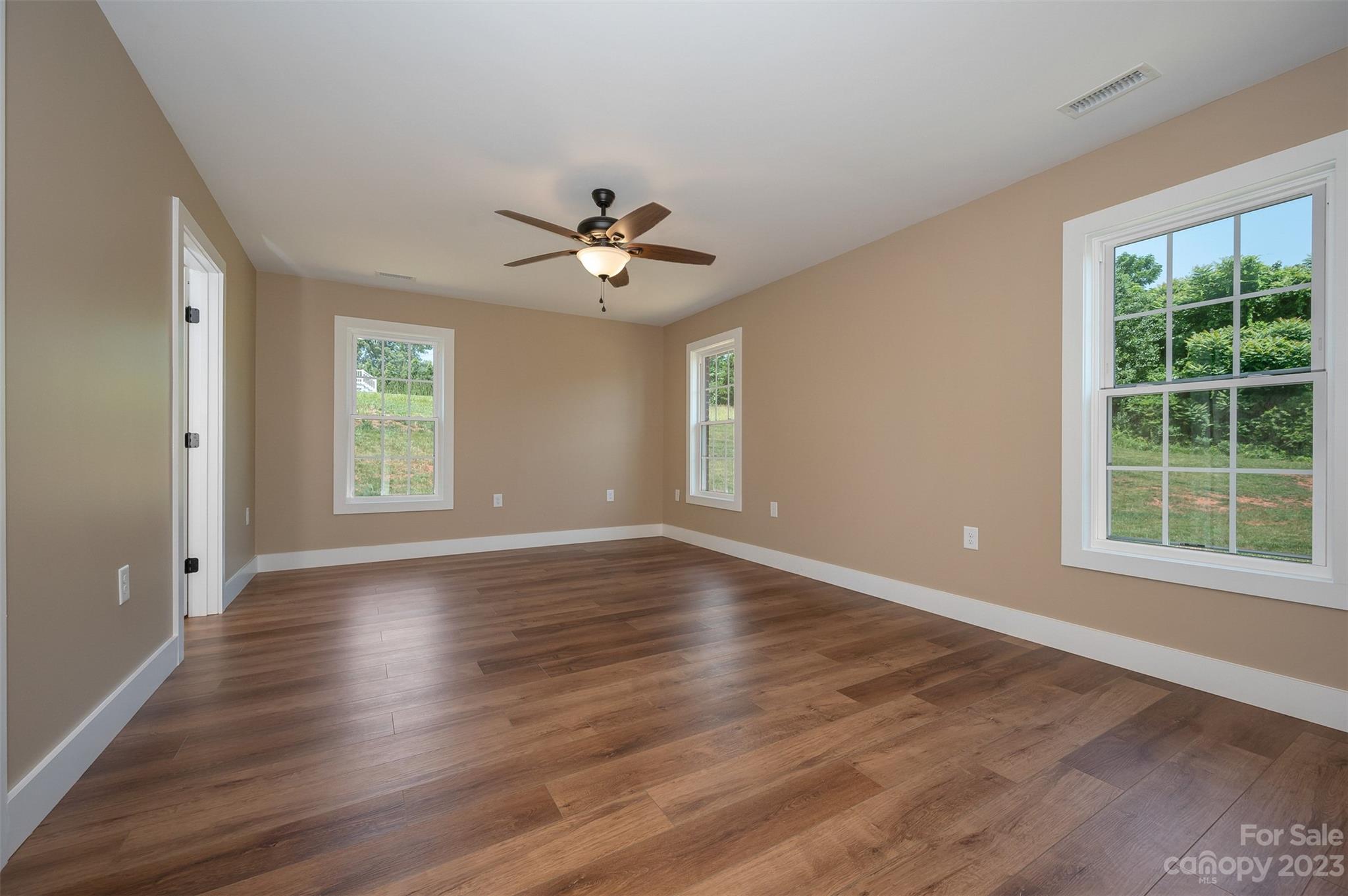 115 Kingston Place Property Photo 24