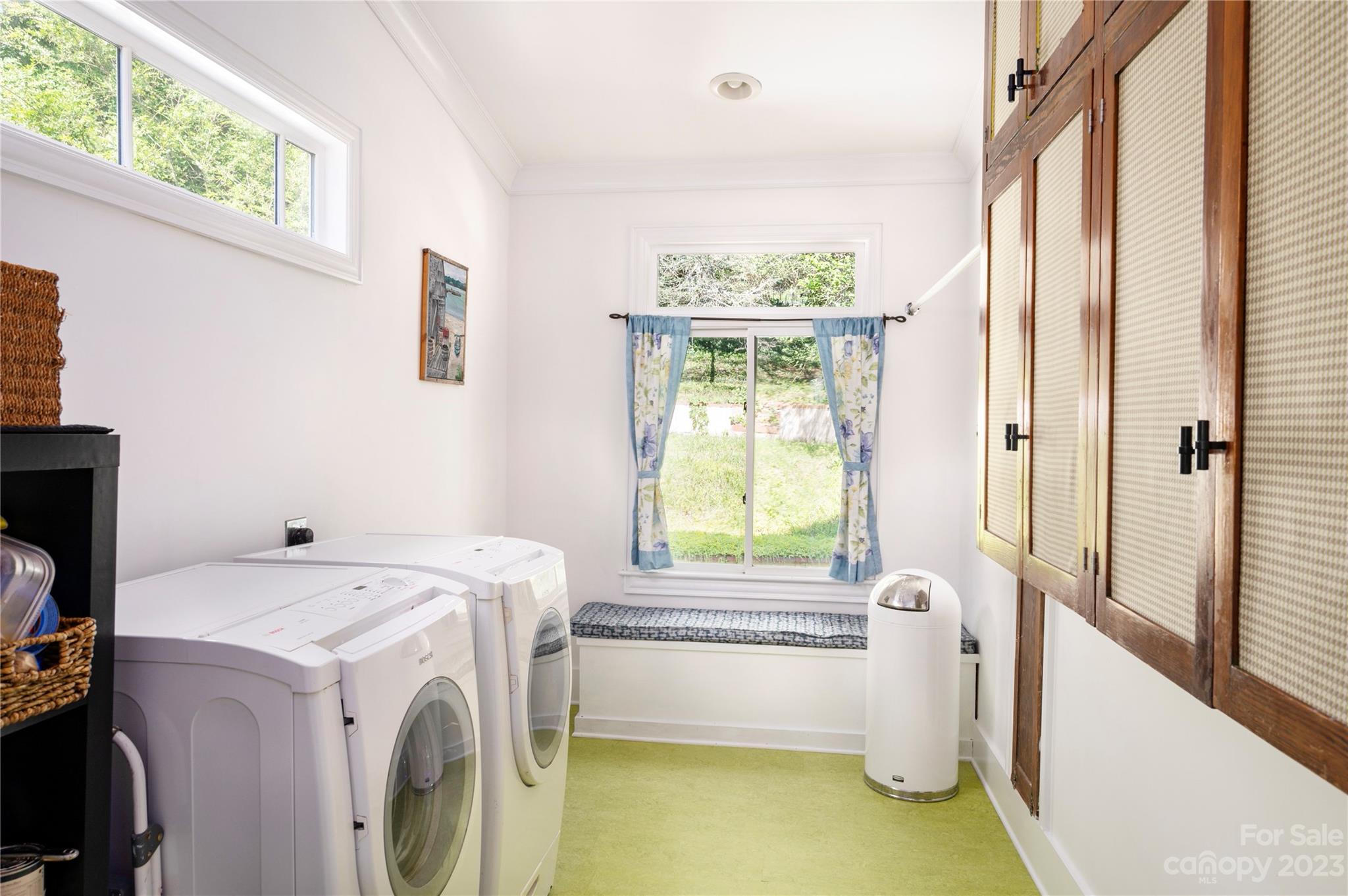 111 Rathfarnham Circle Property Photo 6