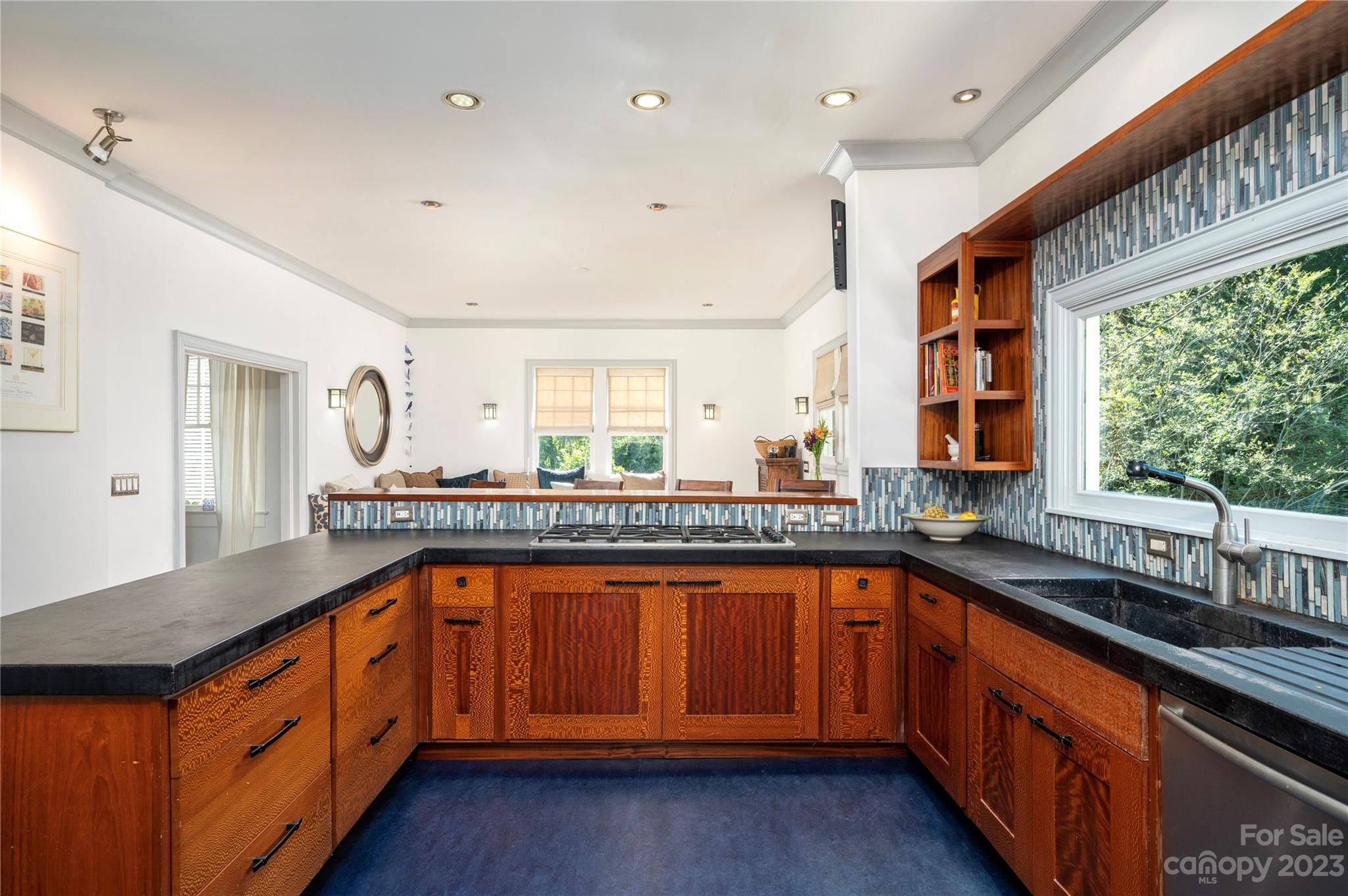 111 Rathfarnham Circle Property Photo 7