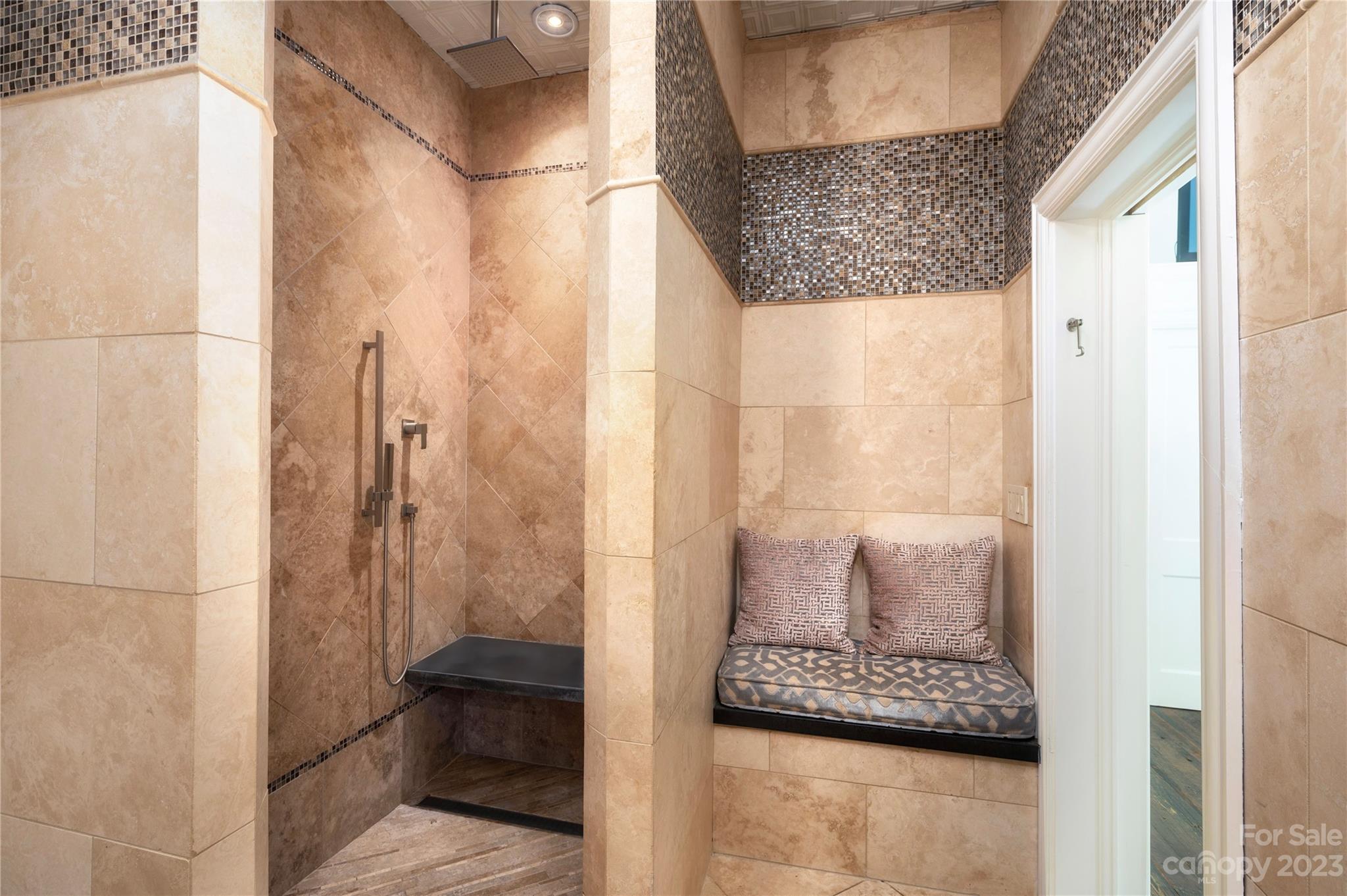 111 Rathfarnham Circle Property Photo 12