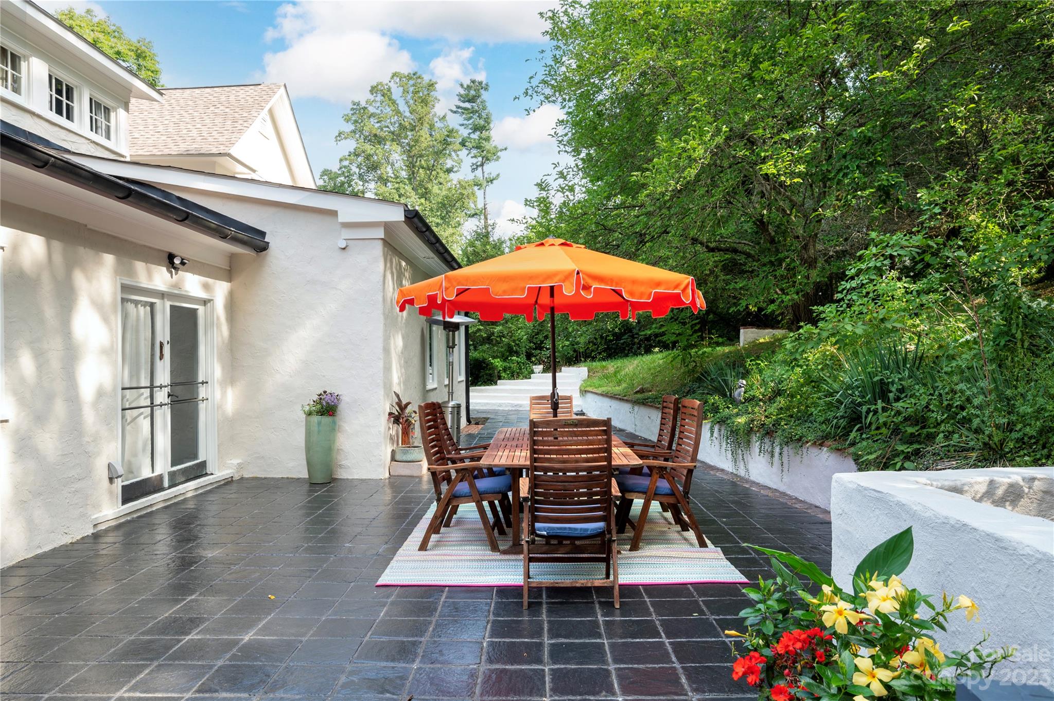 111 Rathfarnham Circle Property Photo 31
