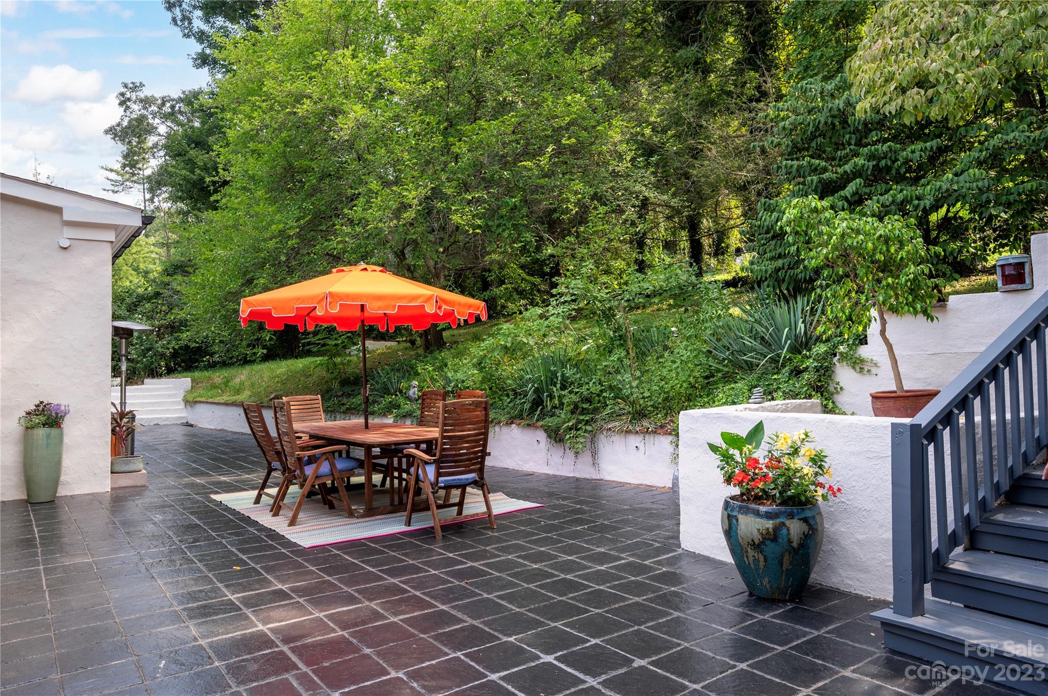 111 Rathfarnham Circle Property Photo 32