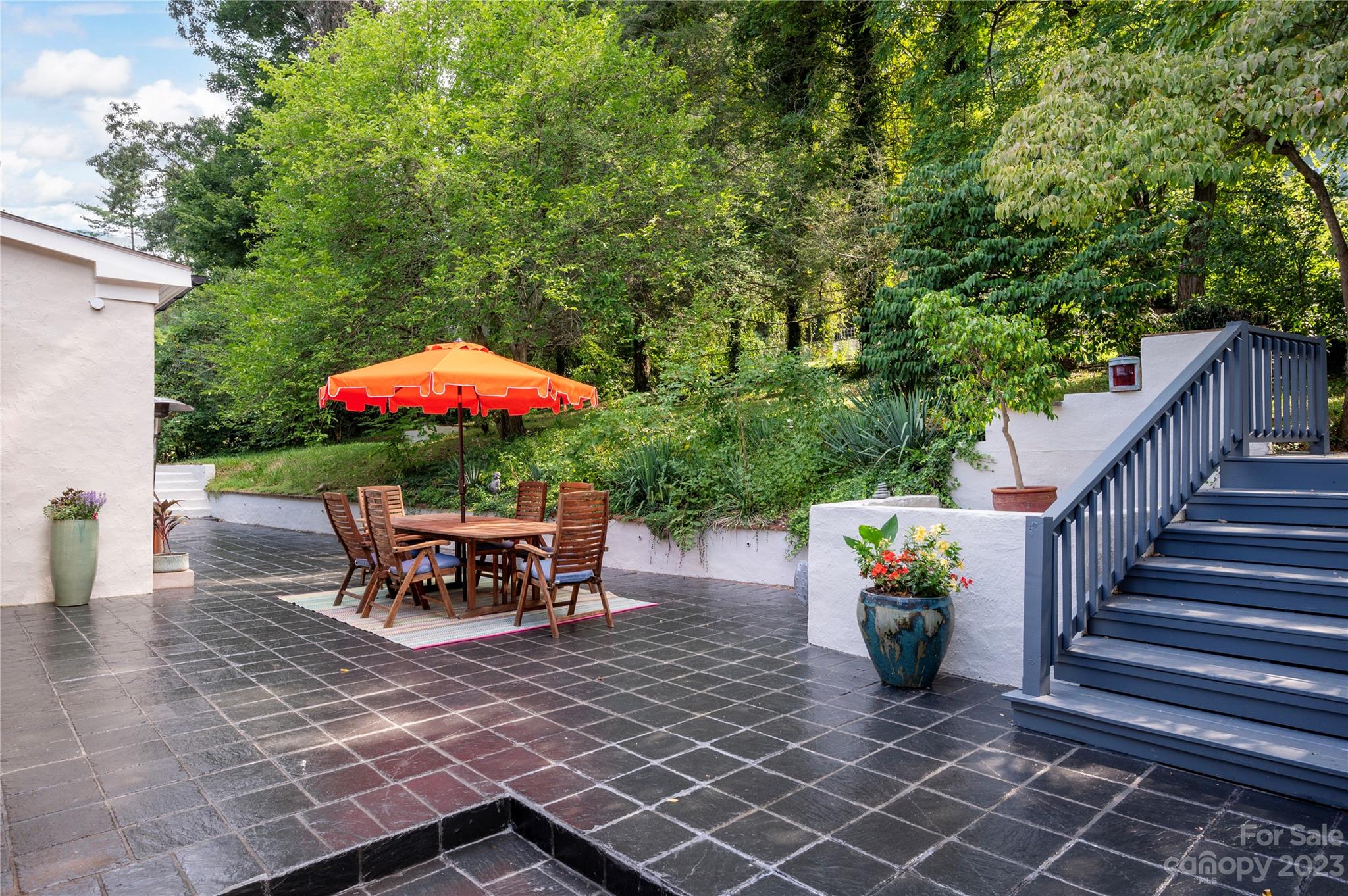 111 Rathfarnham Circle Property Photo 35