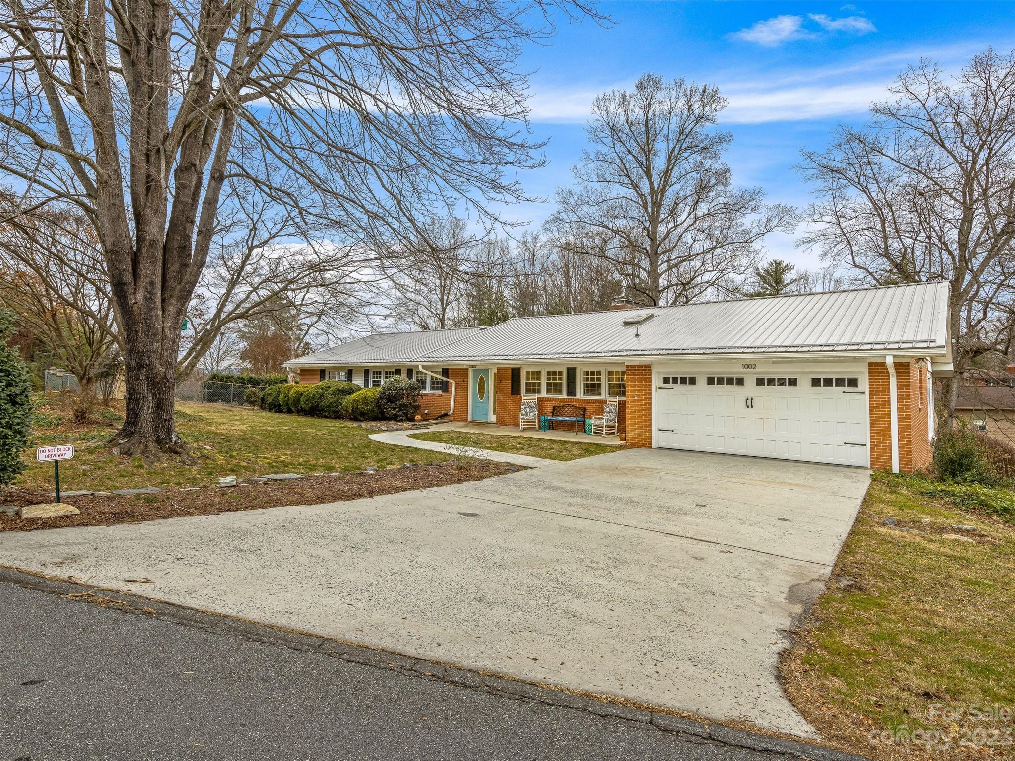 1002 Orleans Avenue Property Photo 1