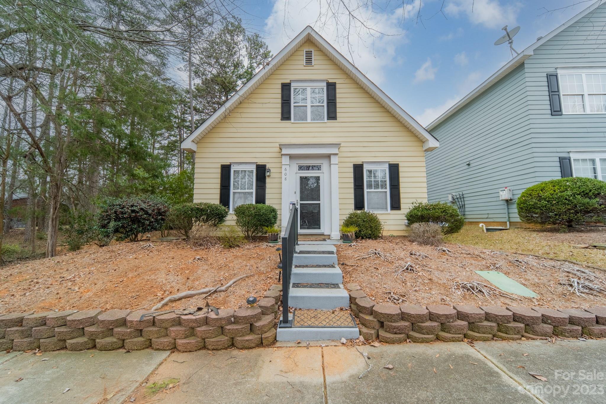 608 Catawba Avenue Property Photo