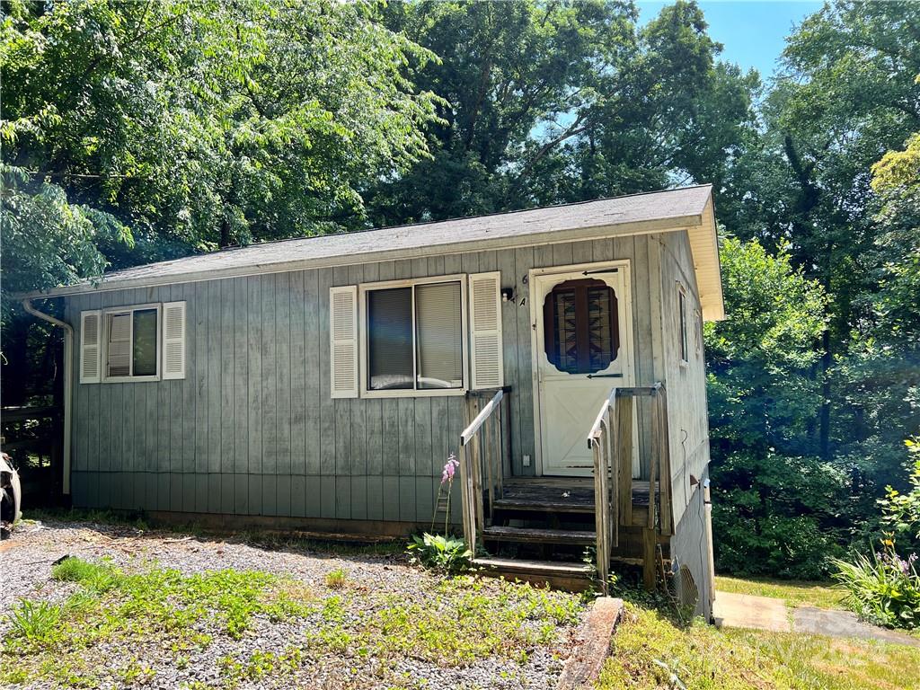 6 Echo Lane Property Photo 1
