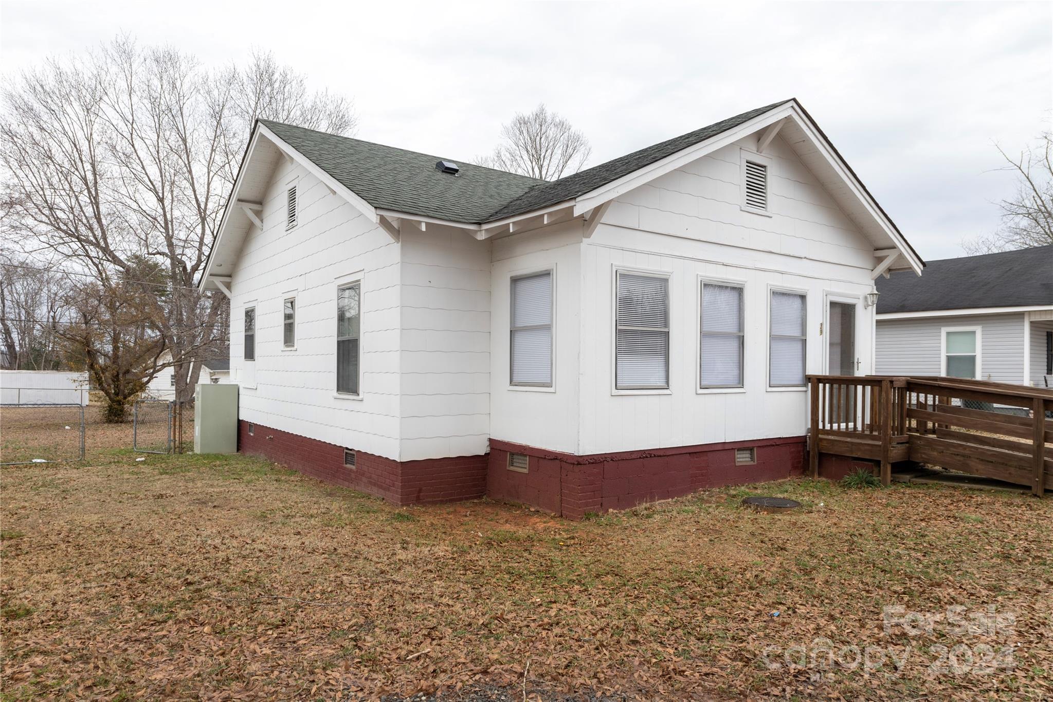 39 Lineberger Street Property Photo