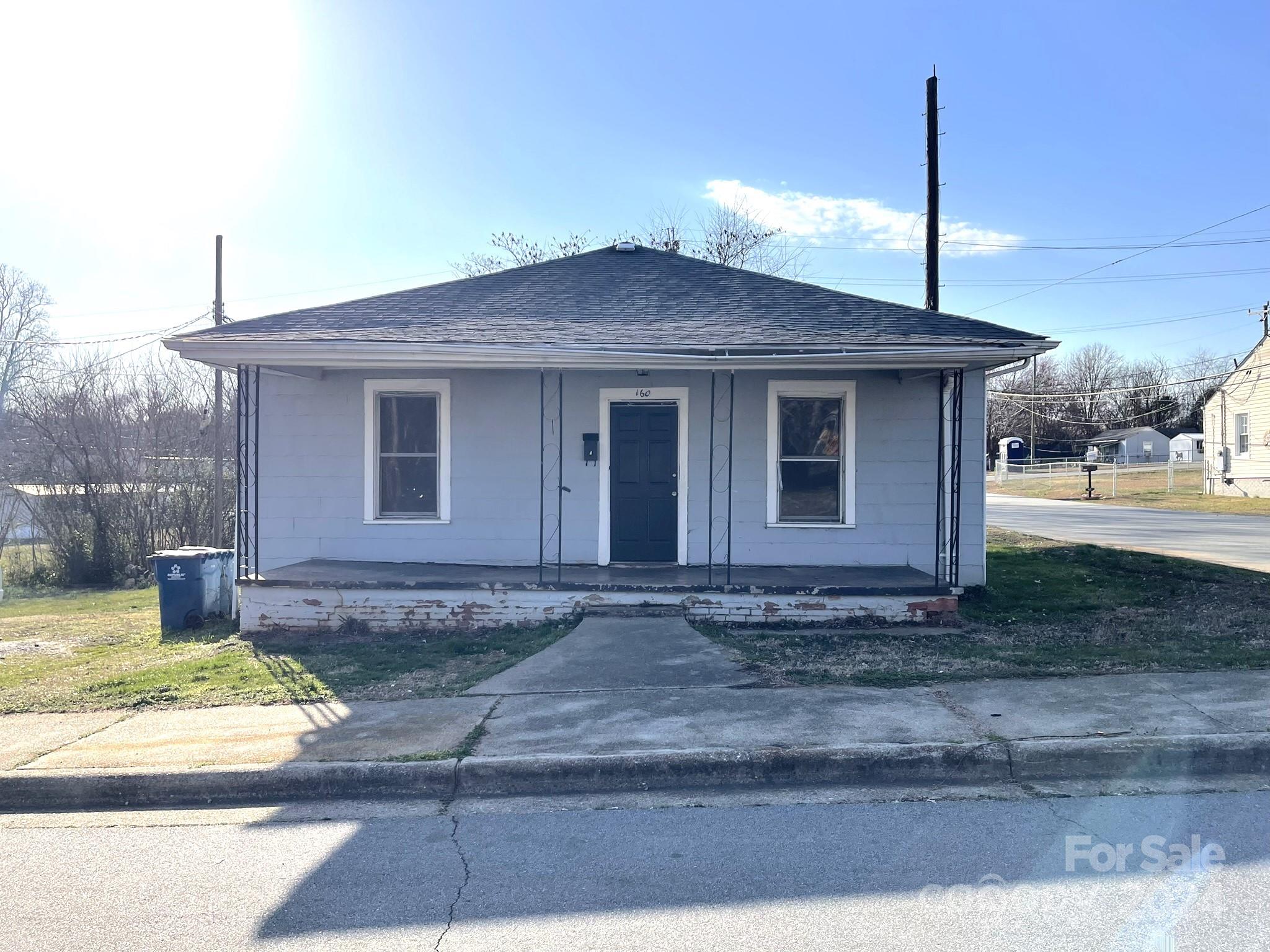160 29th St Place Property Photo
